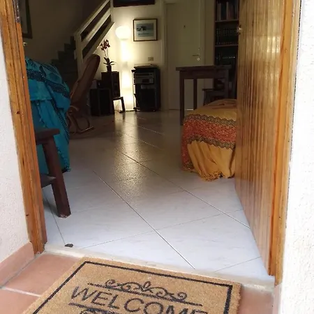 La Casa Di Berenice A 招待所 阿祖罗港